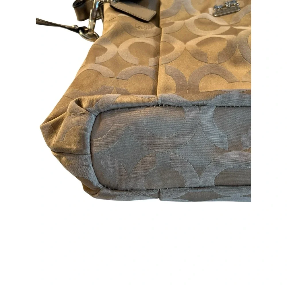 Coach‎ Madison 21121 Shoulder Bag Op Art Sateen Isabelle Fabric Purse Beige